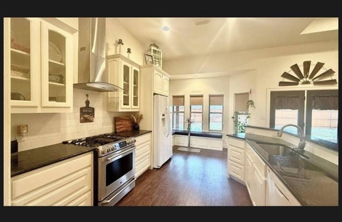 Graham Casa | Spacious 4-bedroom house in charming Graham, Tx