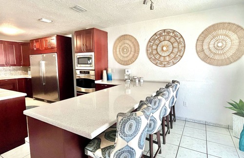 Northeast Miami Casa | Spacious 4-bedroom house with WiFi and AC in central Miami