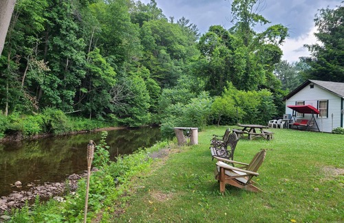 Morris Casa | Spacious 4 bedroom house near Pine Creek in Morris PA