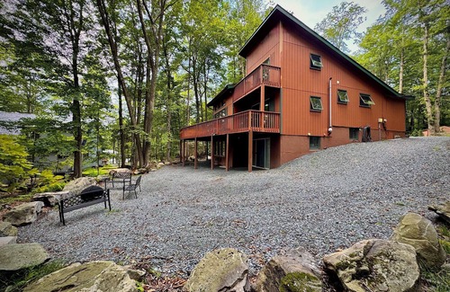 Lake Ariel Casa | Spacious 4 bedroom in Tranquil setting in The Hideout