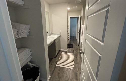 Stillwater Casa | Spacious 4 bedroom OSU family home minutes from campus.