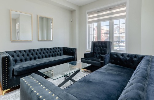 Caledon Casa | Spacious 4-Bedroom Retreat in Brampton