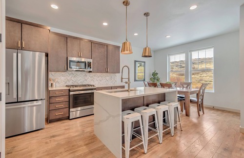 Deer Mountain Casa | Spacious 4 bedroom townhome in Park City with private Hot Tube
