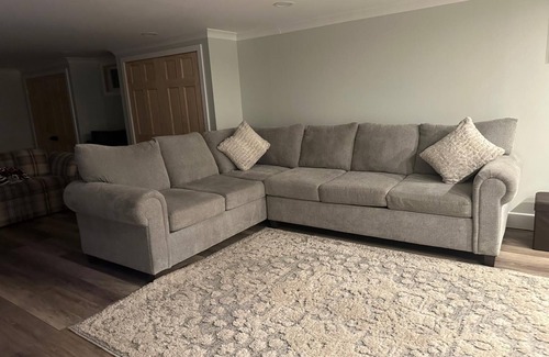 Farmingdale Casa | Spacious 4-bedroom townhome, 5 min walk from Bethpage Black