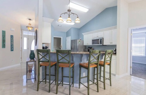 Gulf Breeze Casa | Spacious 4-bedroom house with Heated Pool in Gulf Breeze