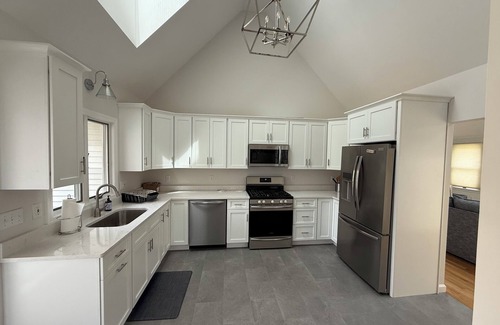 West Tisbury Casa | Spacious 4-bedroom house in charming West Tisbury