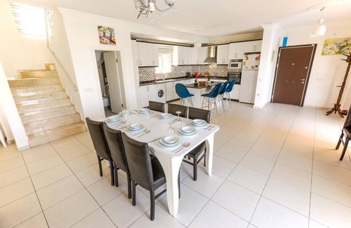 Uzumlu Casa | Amplia villa de 4 dormitorios con piscina privada, a 10-15 minutos en coche de Kalkan
