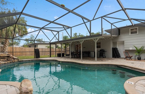 Ocoee Casa | Spacious 4 Bedroom With a Large Pool