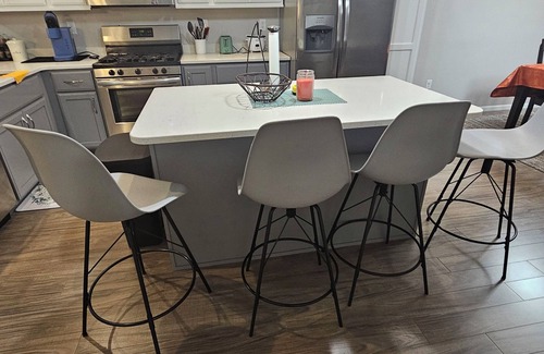 Fargo Casa | Spacious 4-bedroom with WiFi and AC in brilliant Fargo, great for eleven people