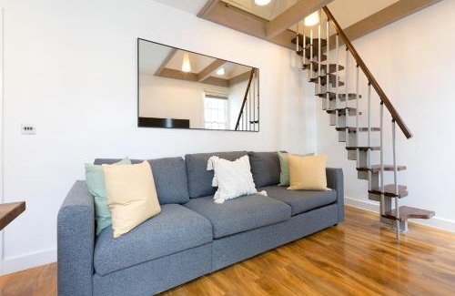 Holborn and Covent Garden Apartamento | Spacious 4 bedrooms flat in New Oxford Street
