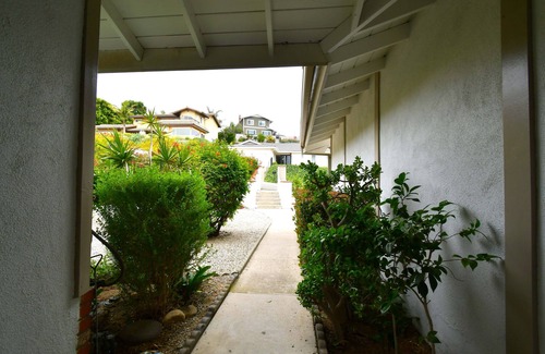 Ventura Casa | Spacious 4 BR 2 Story houe