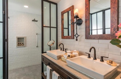 Cabo Bello Apartamento | Spacious 4 BR Apt in Cabo