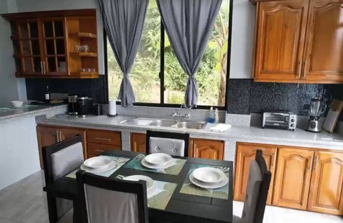 Puerto López Casa | Spacious Retreat Villa – 4 Floors + Event Terrace