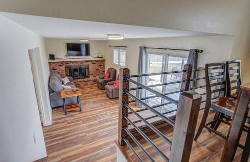 Northeast Colorado Springs Casa | Spacious 4BD Dog-friendly Home near USAF Academy