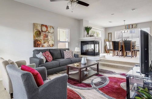Green Valley Ranch Casa | Spacious 4BDR Entire Home Sleeps10 near Denver DIA Airport~Aurora Gaylord Resort