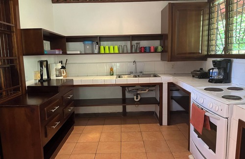 Hatillo Casa | Casa a 10 minutos de la playa! Retiro ideal de yoga con piscina
