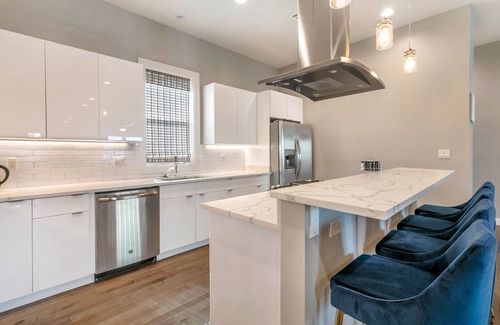Mid-City Condominio | Spacious 4BR 10 Min to French Quarter