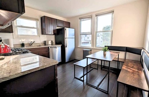 North Ironbound Casa | Spacious 4BR/2BA | 7Min > EWR | 20-40Min > NYC