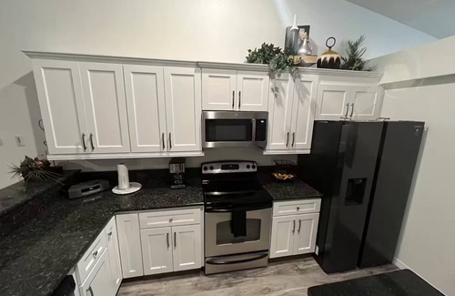 Spring Hill Casa | Spacious 4BR/2BA Home in Spring Hill – Family-Friendly, Near Beaches & Springs