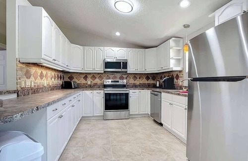 Port Charlotte - Charlotte Harbor Casa | Spacious 4BR/2BA Retreat with Huge Yard
