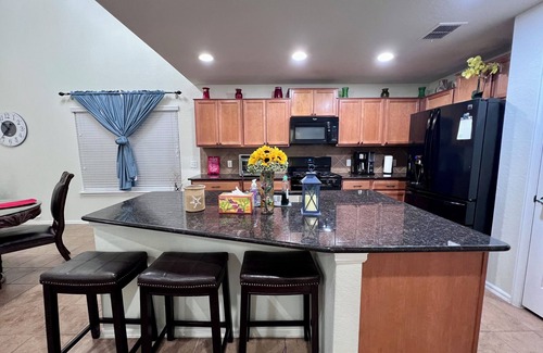 Medina Valley Casa | Spacious 4BR Family Home, Near SeaWorld & AFB