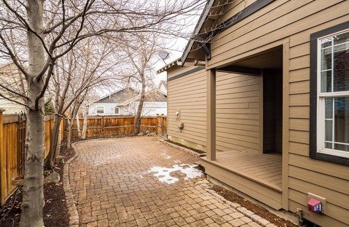 Mountain View Casa | Spacious 4BR Home in Bend – Near Hospitals & Highways, Perfect for Families!