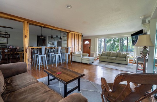 Gadsden Casa | Spacious 4BR Home- Perfect for Families & Groups! 1 min from Noccalula Falls