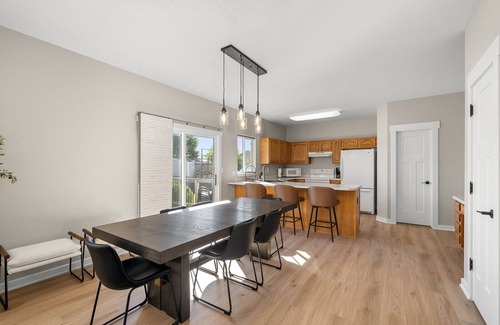 Waukee Casa | Spacious 4BR Home WiFi Family-Friendly Waukee