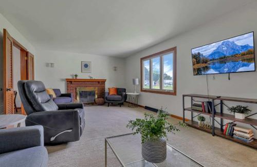Easton Casa | Spacious 4BR Ranch Near Easton Perfect for Families & Work Groups