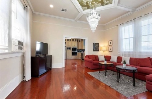 Milan Apartamento | Spacious 4BR Retreat · Comfort & Style Unit 2