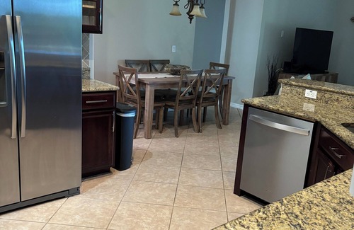 Ocoee Casa | Spacious 4BR Retreat 2 Master suites near Disney. Perfect for families