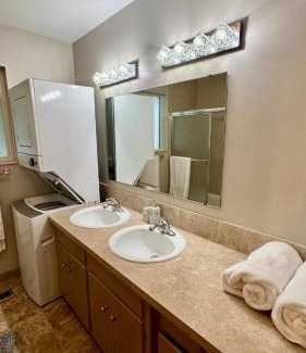 Idaho Falls Casa | Spacious 4BR Retreat Near Idaho Falls Airport