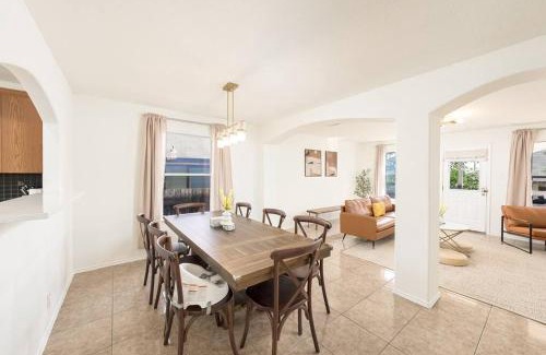 Southside Apartamento | Spacious 4BR w Game Room - 15 min to Seaworld