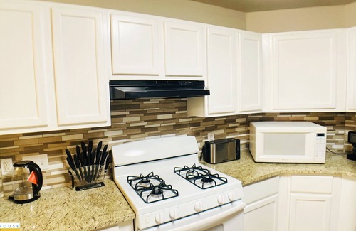 Round Rock Casa | Spacious 4BR with 6 Beds Sleeps 12. near I45 Round Rock