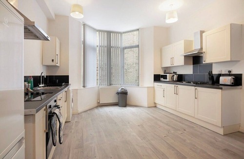 Stockton-on-Tees Apartamento | Spacious 5-Bed Flat in Stockton, Sleeps 9