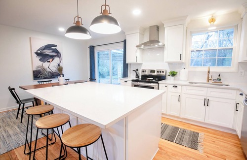 Franklin Casa | Spacious 5-Bed, 3-Bath Home – Newly Renovated with a Big Backyard!