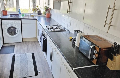 Horfield Casa | Spacious 5-Bed Parking, WiFi & Self Check-In nr UWE