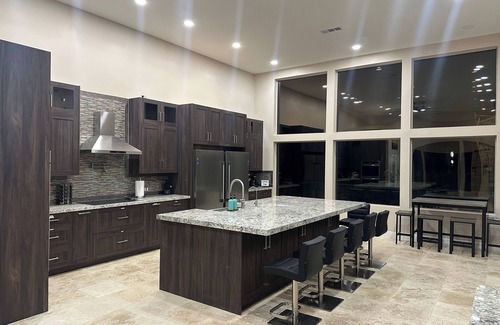 Apache Junction Casa | Spacious 5 bed/5 bath house at Superstition Mountains. Hiking. Pool. Spa. Views!
