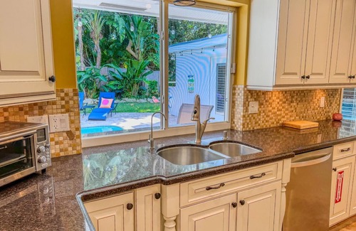 Imperial Point Casa | Spacious 5-bedroom house in brilliant Fort Lauderdale with WiFi, AC