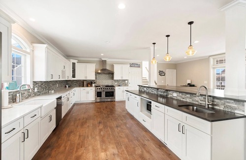 Ortley Beach Casa | Spacious 5-bedroom house in Ortely Beach with AC, WiFi. Enjoyable getaway