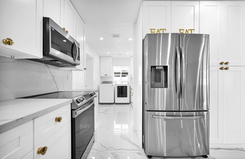 Miami Gardens Casa | Spacious 5-bedroom house in perfect Miami Gardens with WiFi, AC