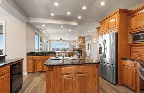 Bismarck Casa | Spacious 5-bedroom 3 bath house with AC and WiFi in charming Bismarck