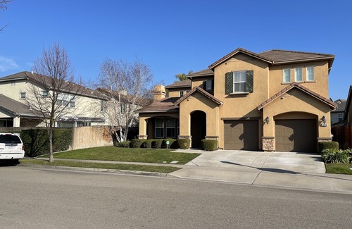 Lodi Casa | Spacious 5 bedroom family home in Lodi Wine Country