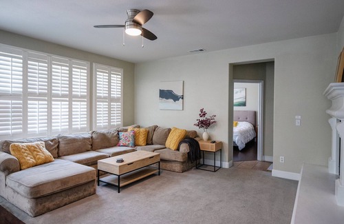Lodi Casa | Spacious 5 bedroom family home in Lodi Wine Country