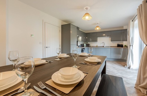 Newark upon Trent Casa | Spacious 5-Bedroom House in Nottingham