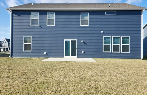 Brownsburg Casa | Spacious 5-bedroom house with WiFi, AC in charming Brownsburg