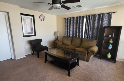 Rhodes Ranch Apartamento | Spacious 5-bedroom hotel suites in marvelous Las Vegas