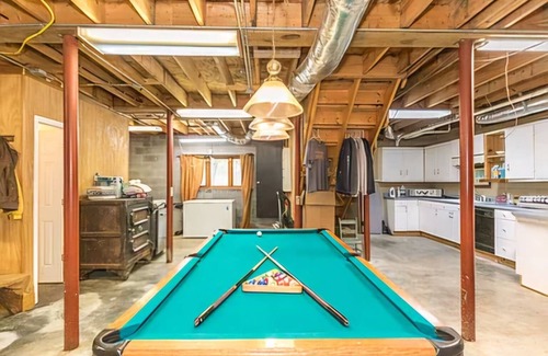 Wilson Creek Casa | Spacious 5-bedroom house w/ fishing pond, WiFi, hot tub in Grayson Co Mountains