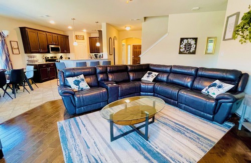 Ennis Casa | Spacious 5 Bedroom Home, Huge Swim Spa & Private Theater with Popcorn Machine!