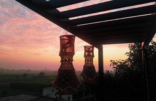 Dehradun Casa | Spacious 5-bedroom house in delightful Dehradun with WiFi, AC